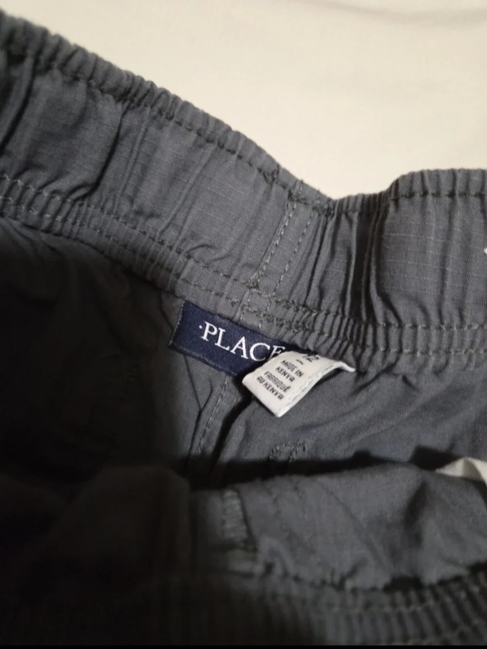 Children's Place boys size 12 Grey cargo shorts #06